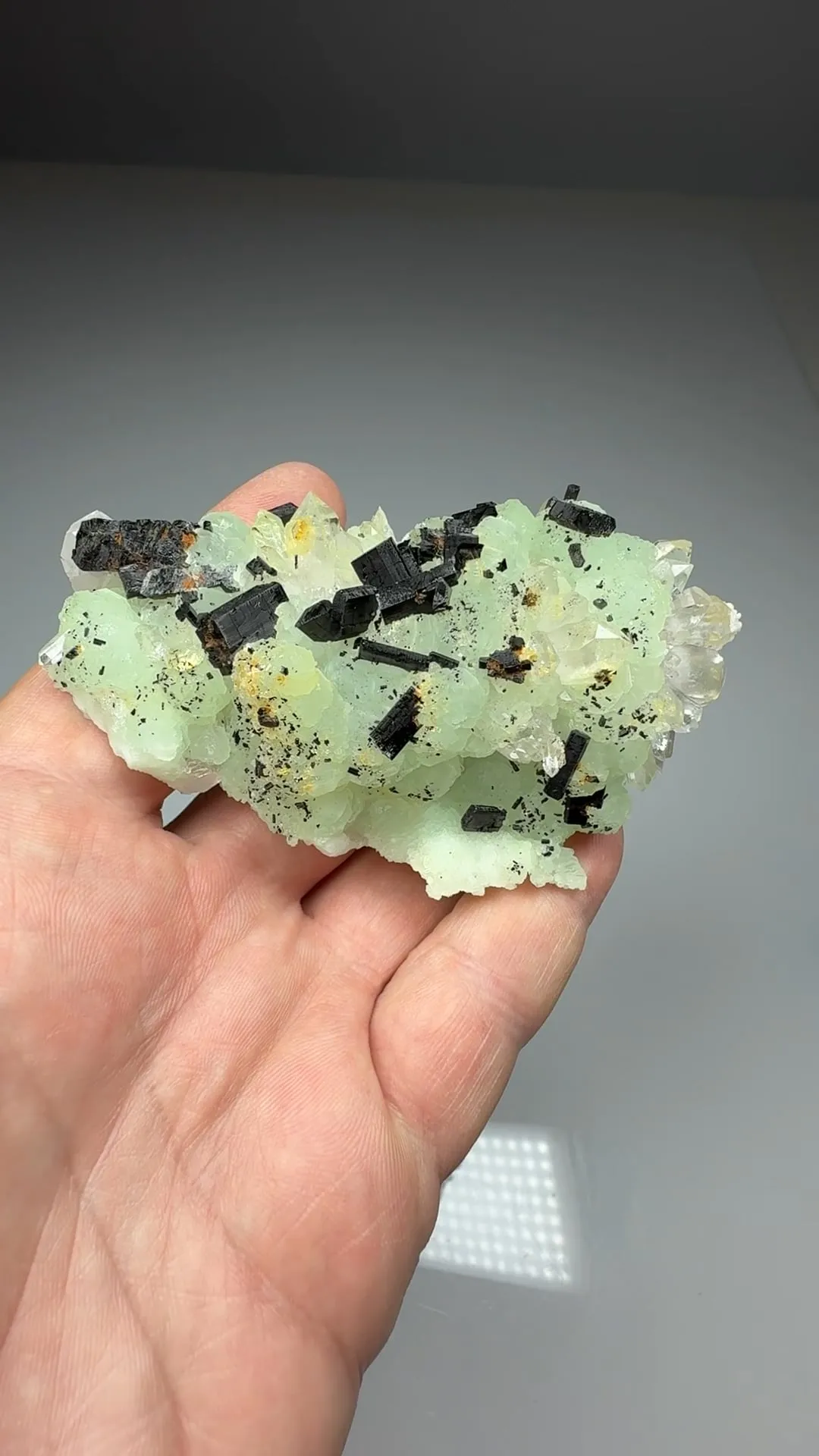 Babingtonite with Prehnite, Quartz - image 2