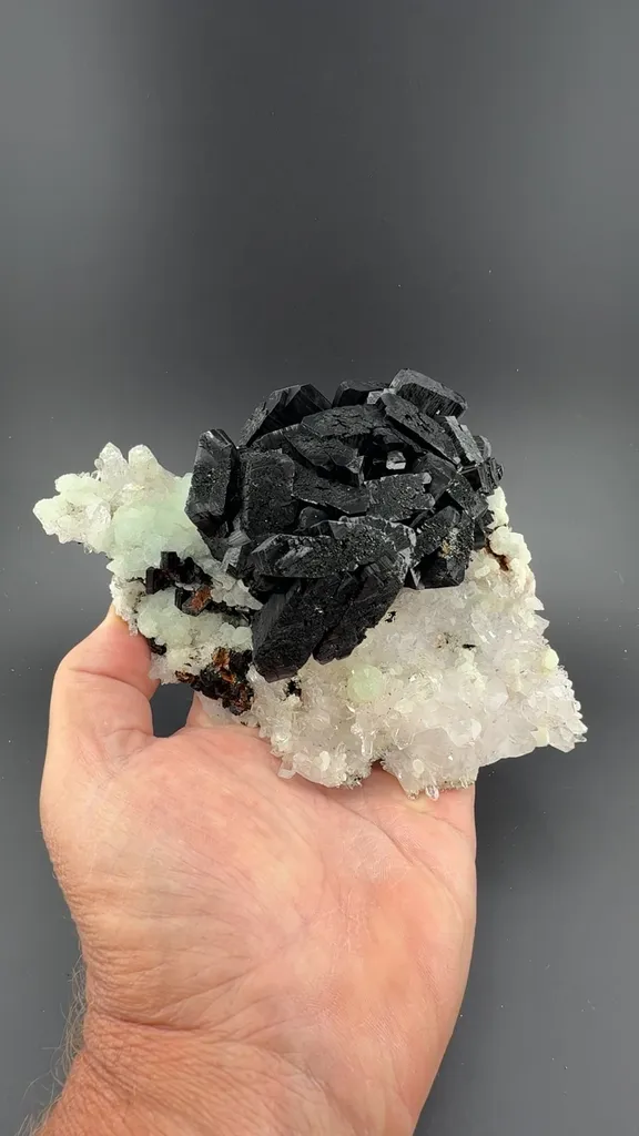 Babingtonite with Quartz, Prehnite - image 2