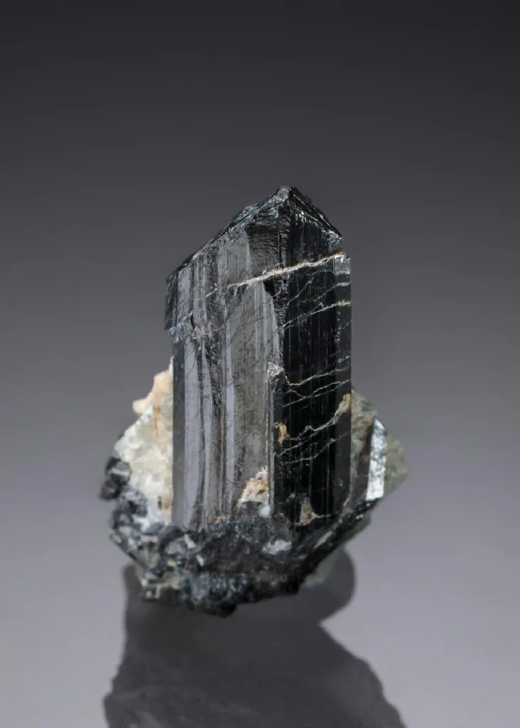Baddeleyite image