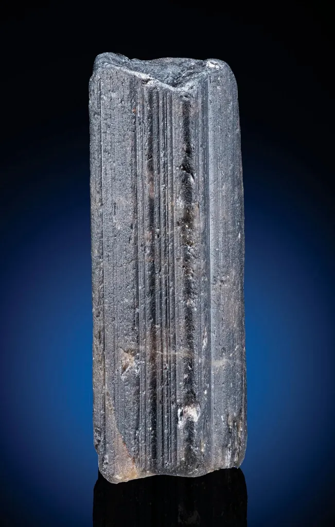 Baotite image