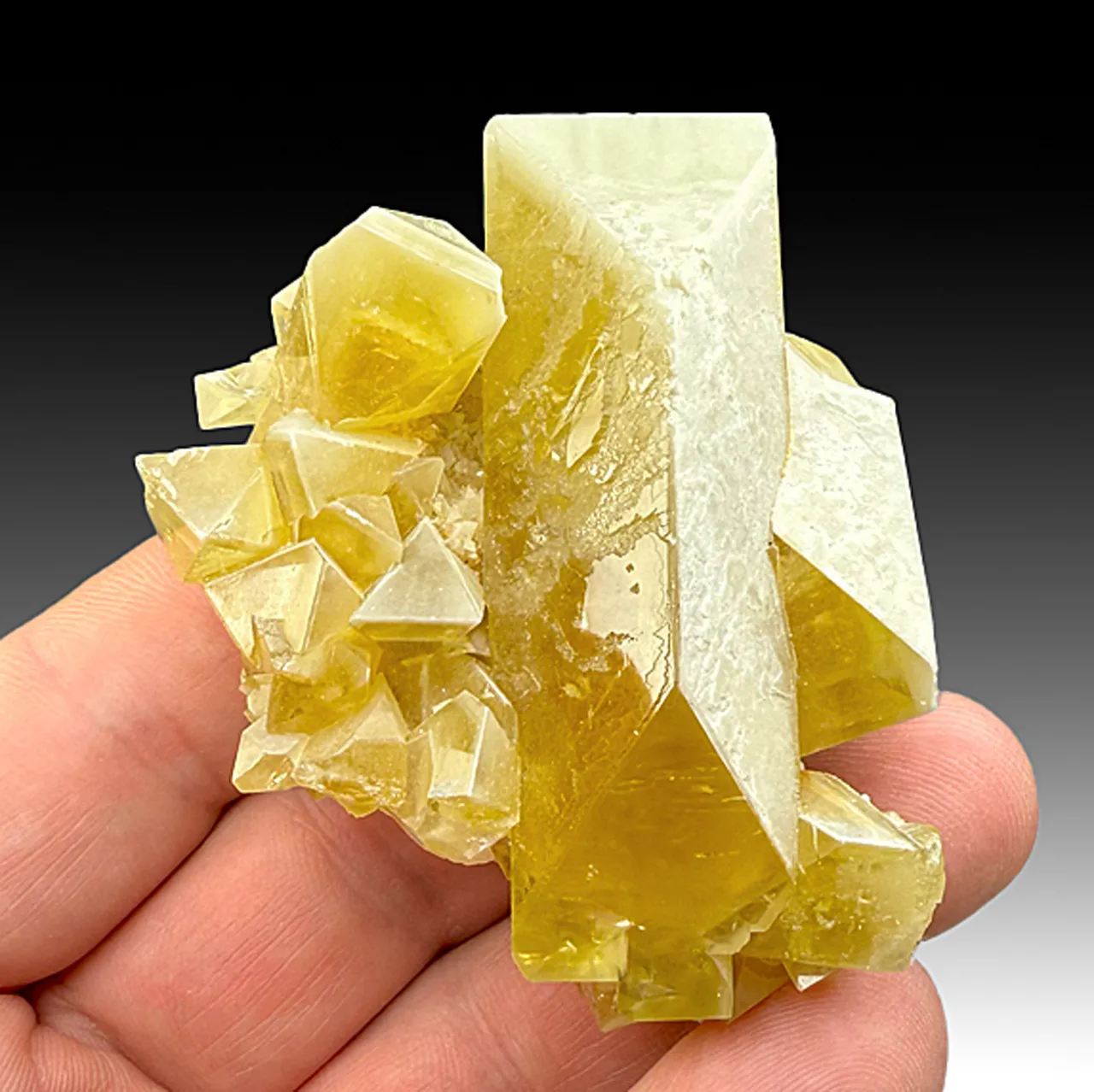 Barite (1067) - image 1