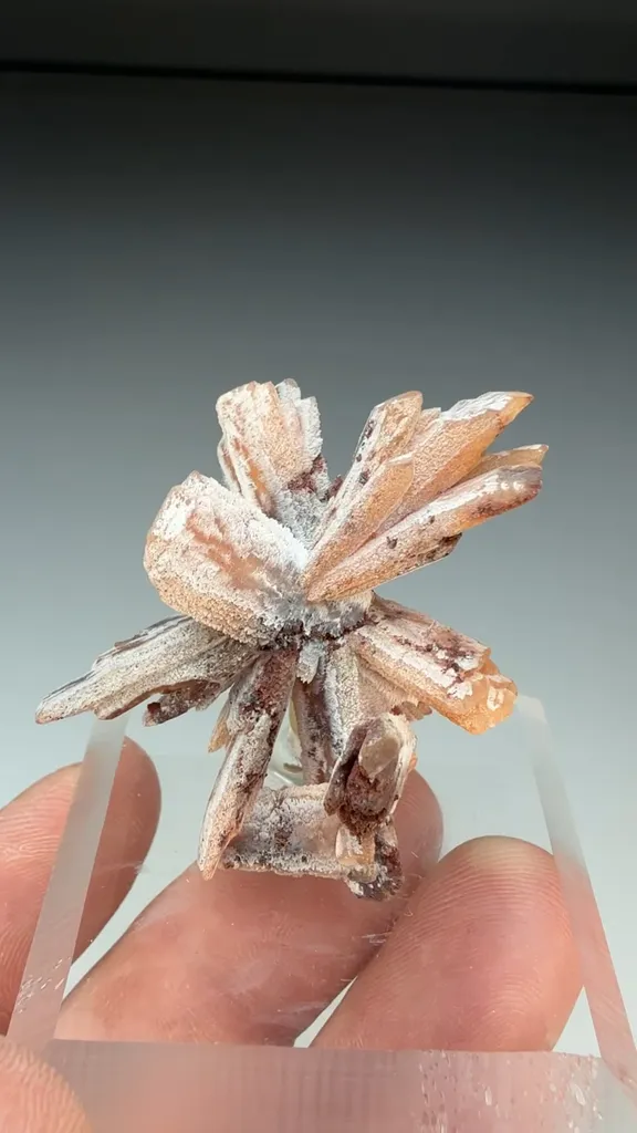Barite (1221) - image 2