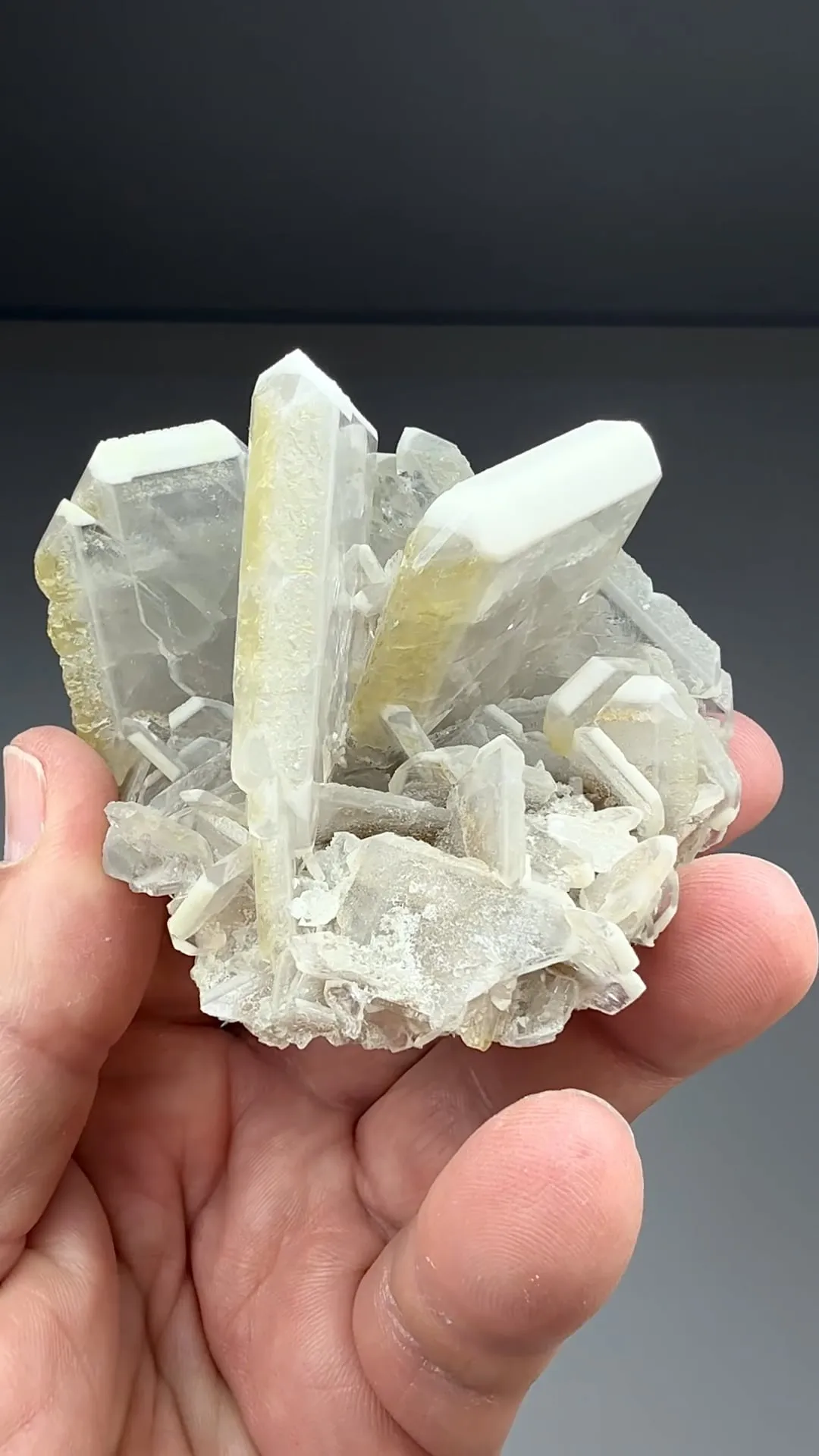 Barite (1259) - image 2