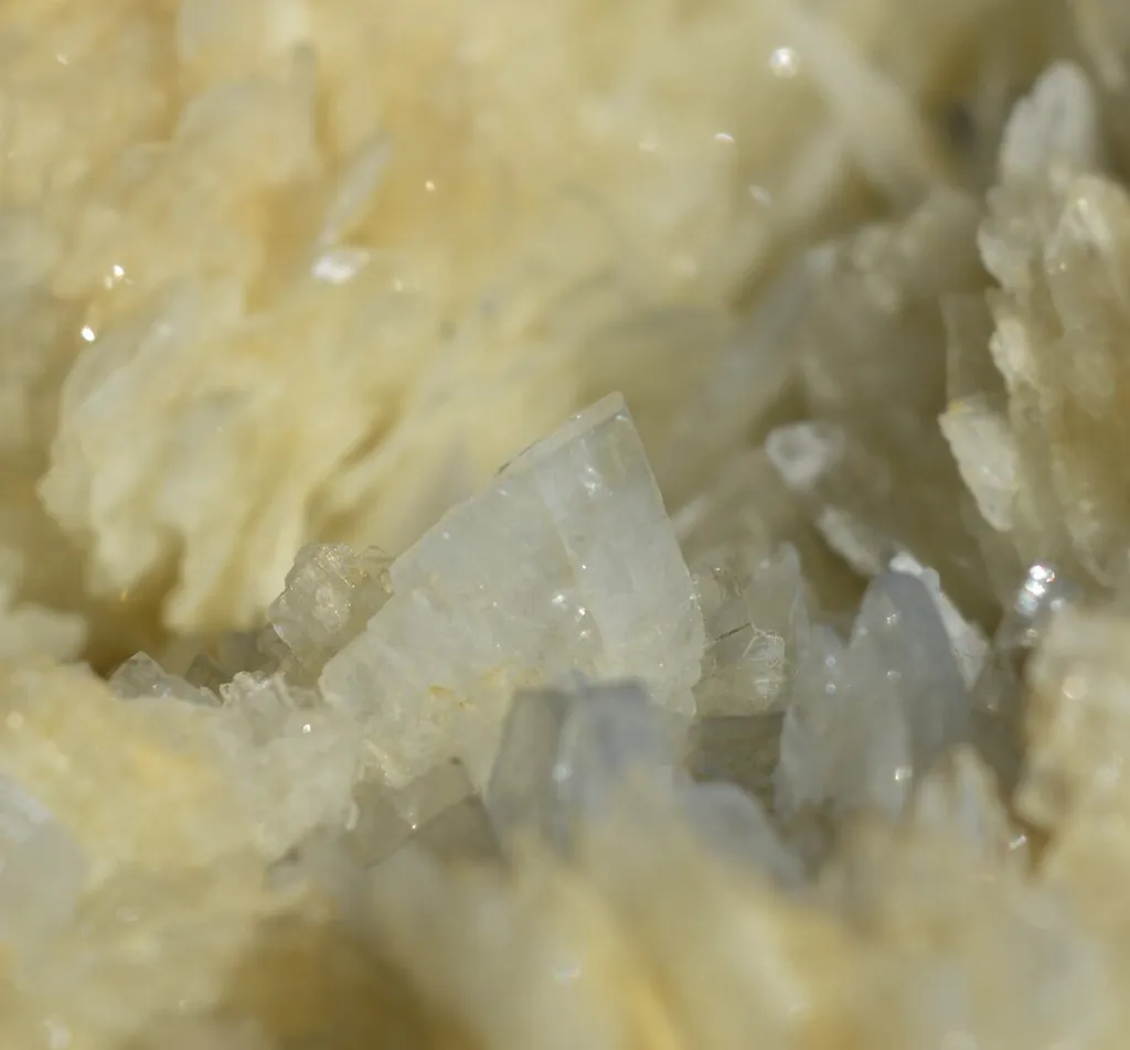 Barite - 1880 grams - Cavnic, Maramureș County, Romania - image 3