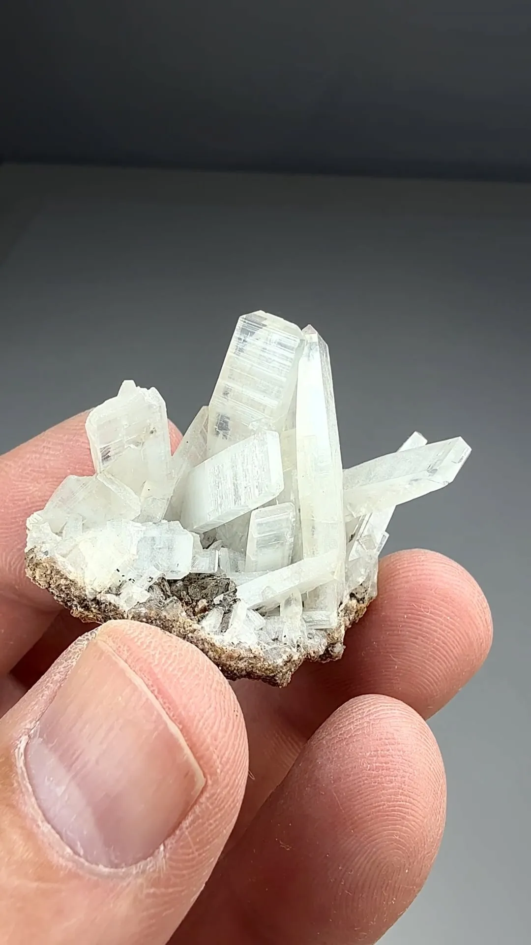 Barite (2169) - image 2