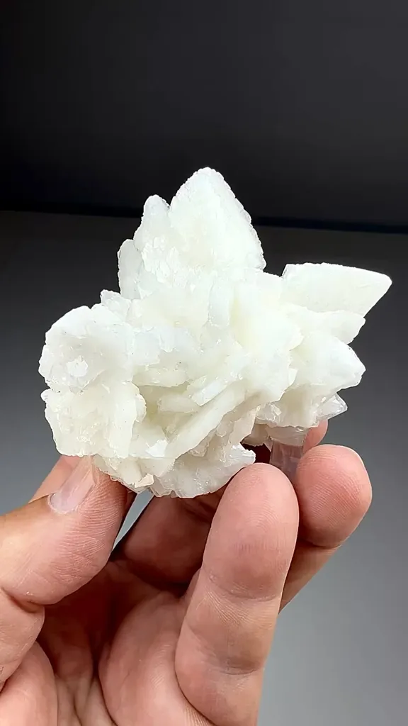 Barite (2263) - image 2