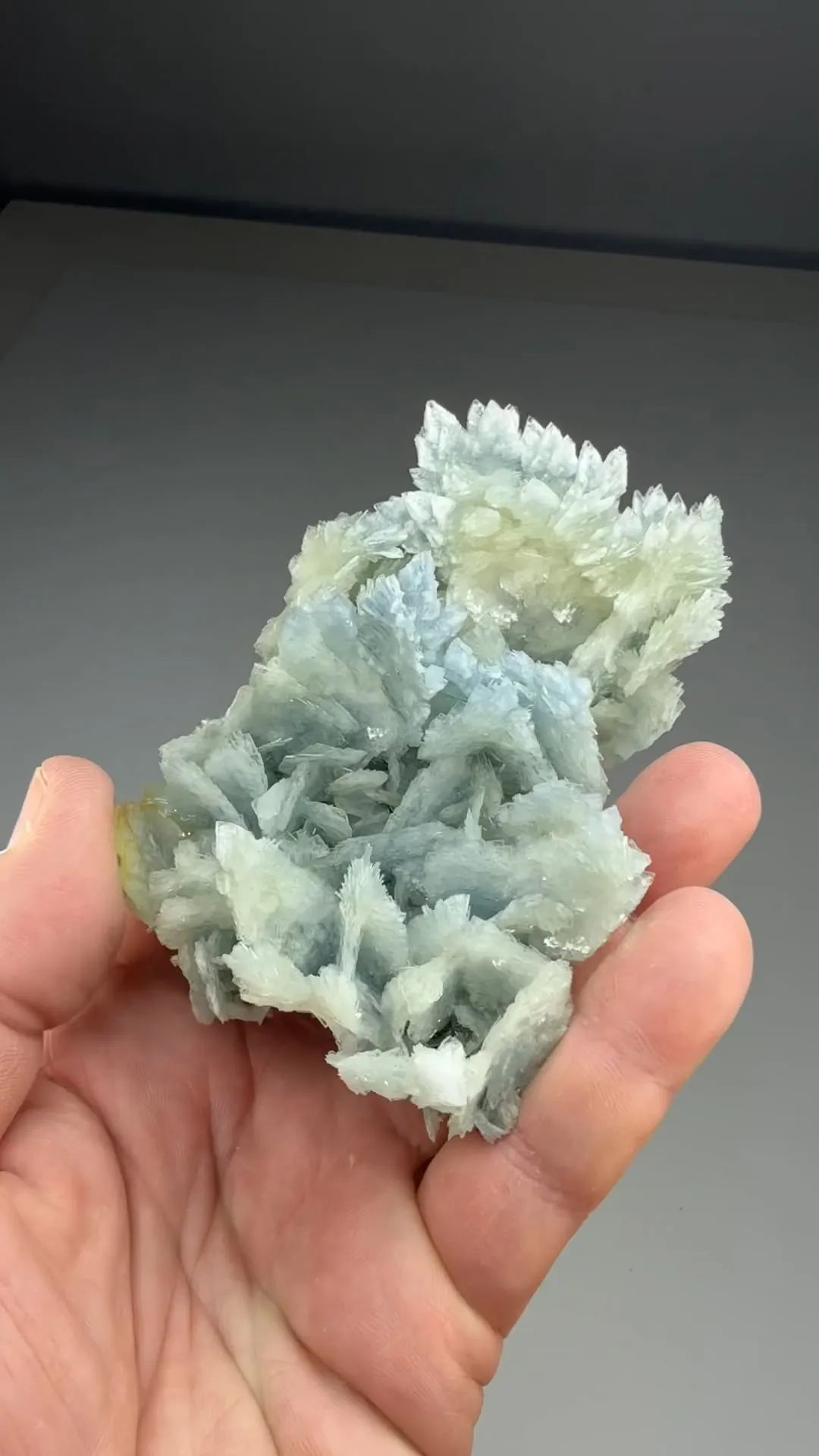 Barite (910) - image 2