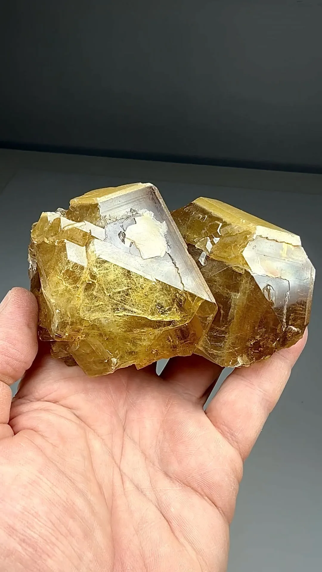 Barite (929) - image 3