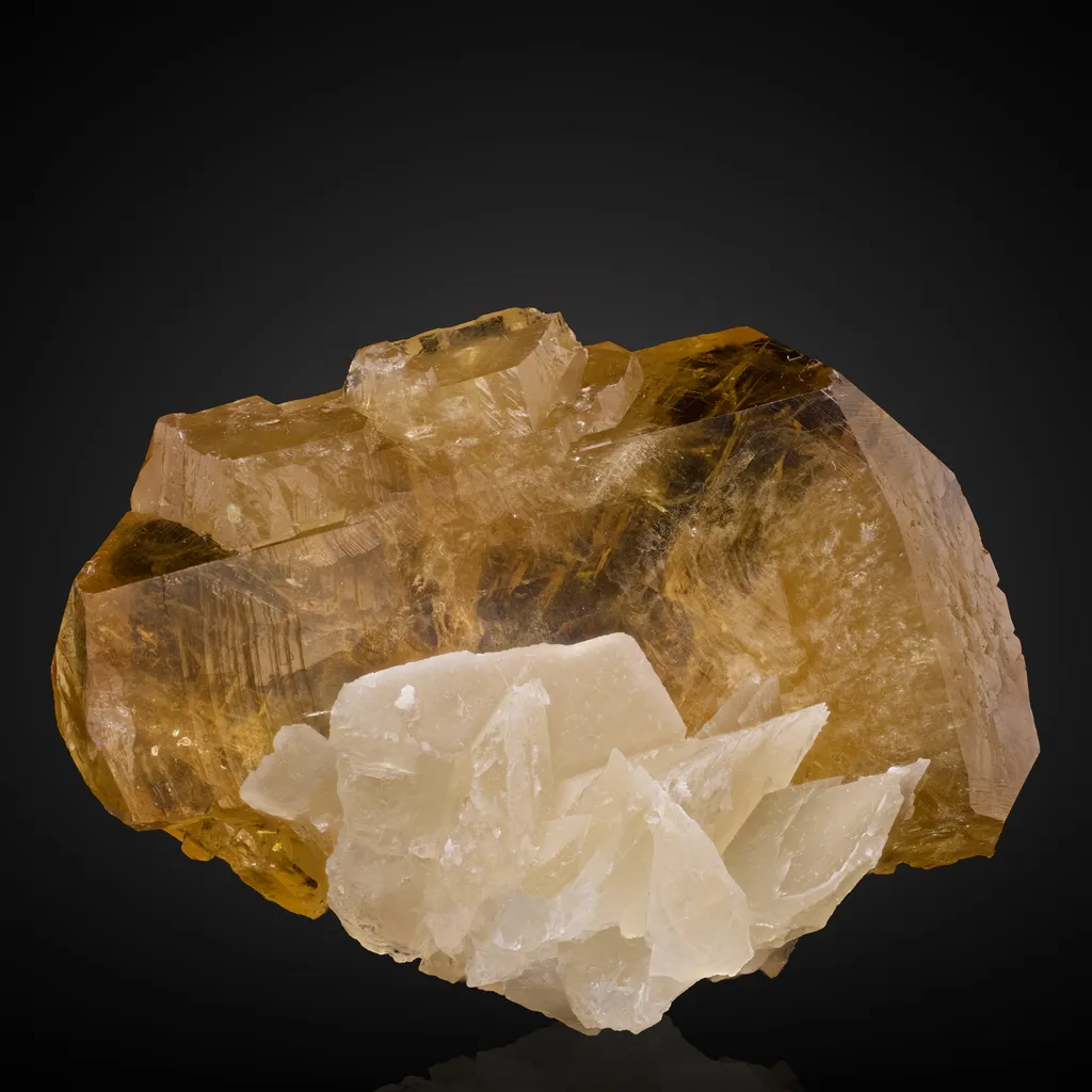 Barite, Calcite image
