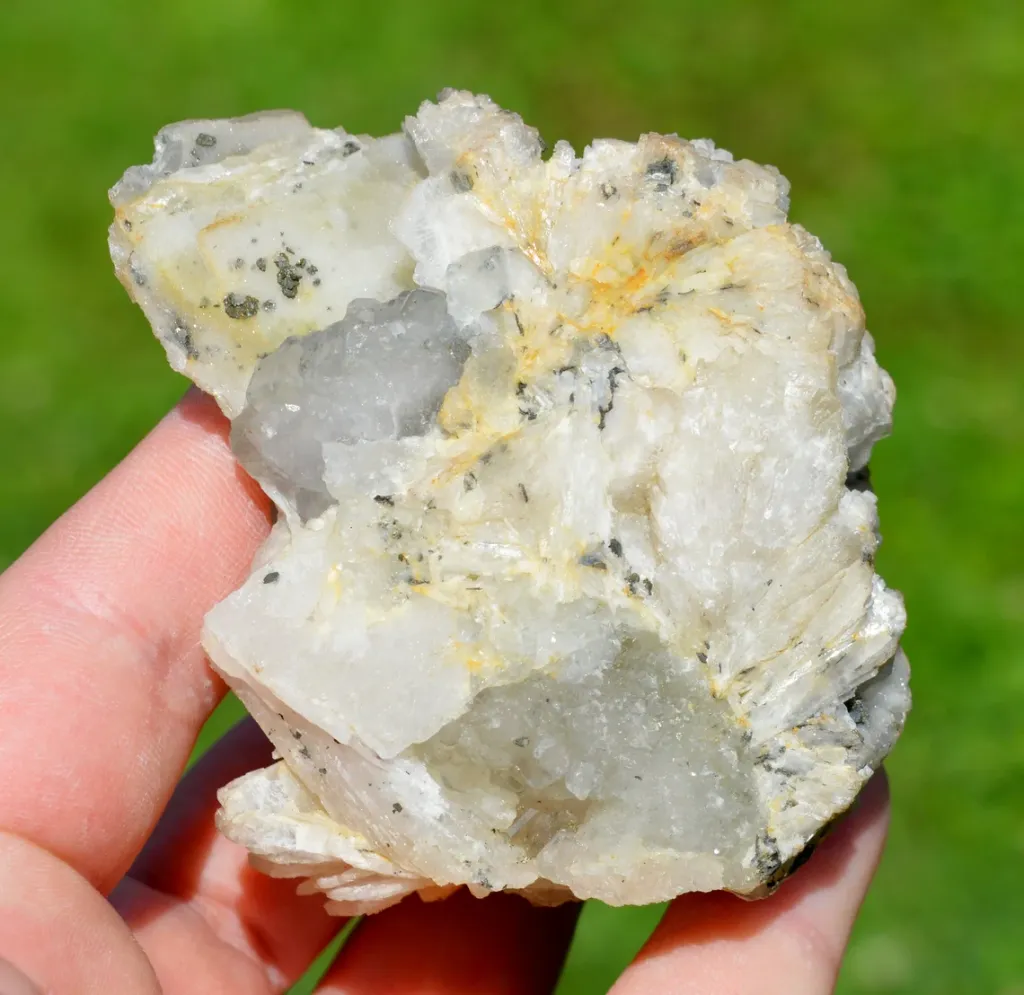 Barite & Fluorite Marcasite - 511 grams - Fontsante Mine, Tanneron, Draguignan, Var, France - image 3