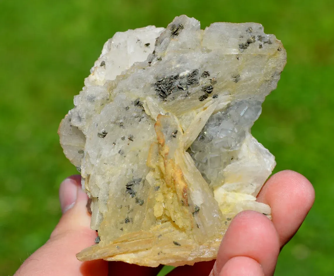 Barite & Fluorite Marcasite - 511 grams - Fontsante Mine, Tanneron, Draguignan, Var, France - image 2
