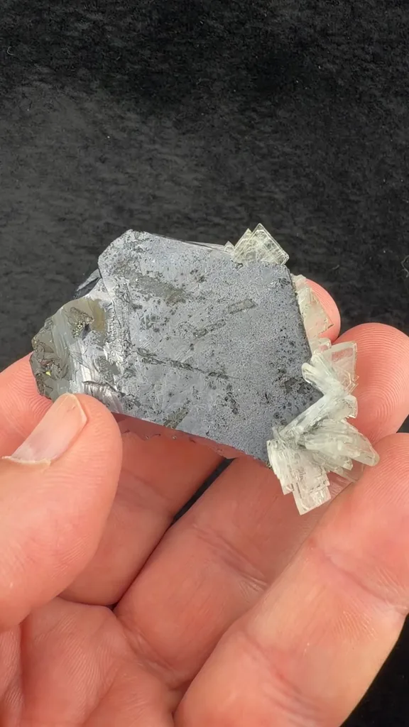 Barite from Bou Nahas mine, Oumjrane mining area, Drâa-Tafilalet Region, Morocco - image 2