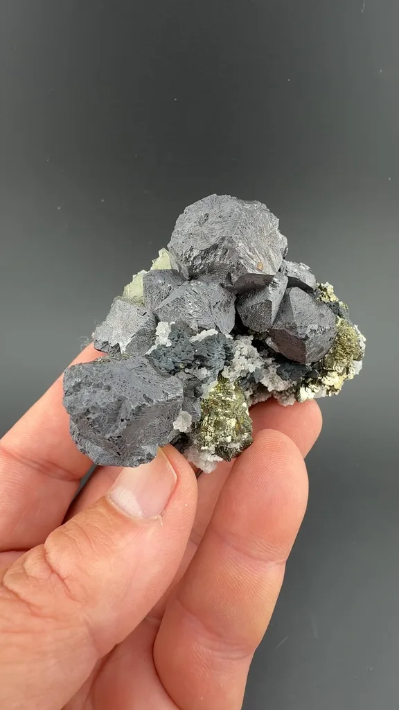 Barite from Bou Nahas mine, Oumjrane mining area, Drâa-Tafilalet Region, Morocco - image 2