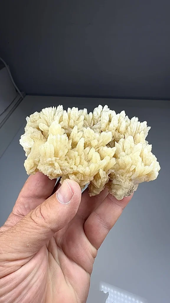Barite from Minerva No. 1 Mine, Hardin County, Illinois, USA - image 2