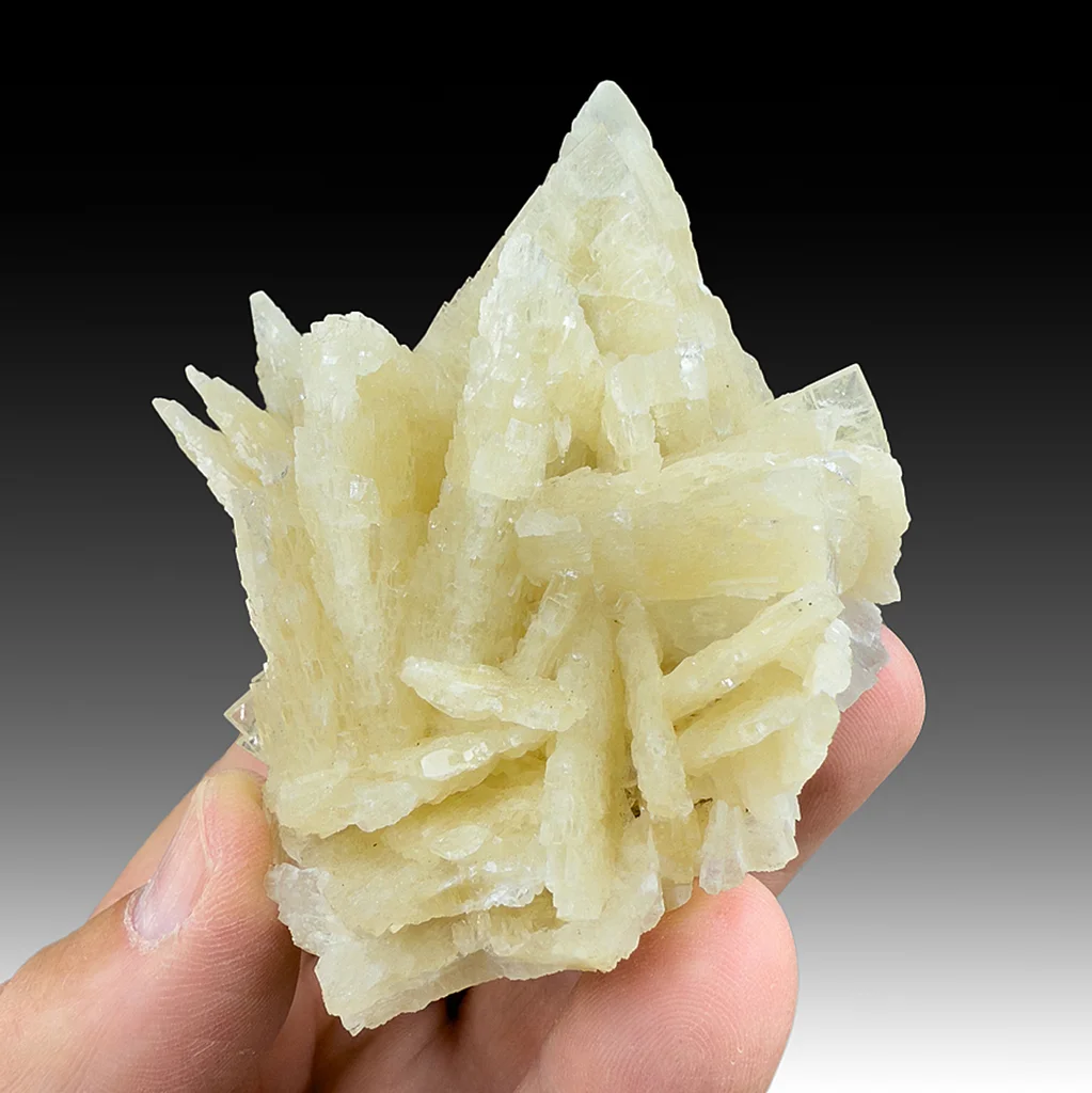 Barite from Wet Grooves Mine, England, UK image