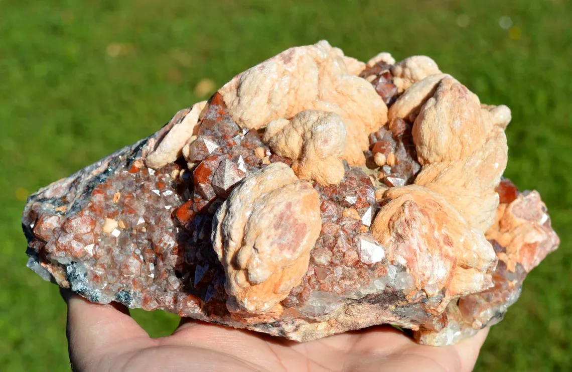 Barite & Hematoid Quartz 2660 grams - Aouli, Mibladen, Aït Oufella Caïdat, Drâa-Tafilalet, Morocco - image 2