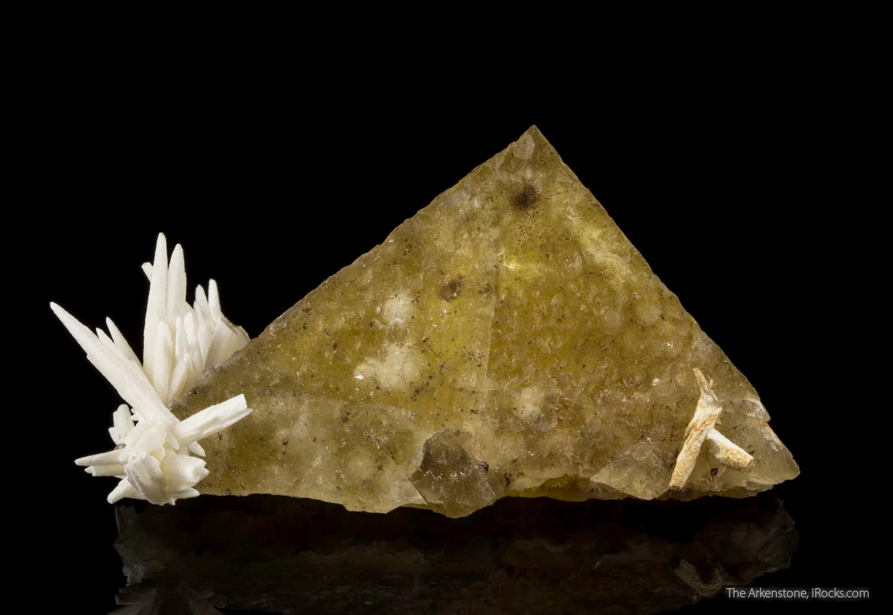 Barite Included in Fluorite, with Calcite - image 4