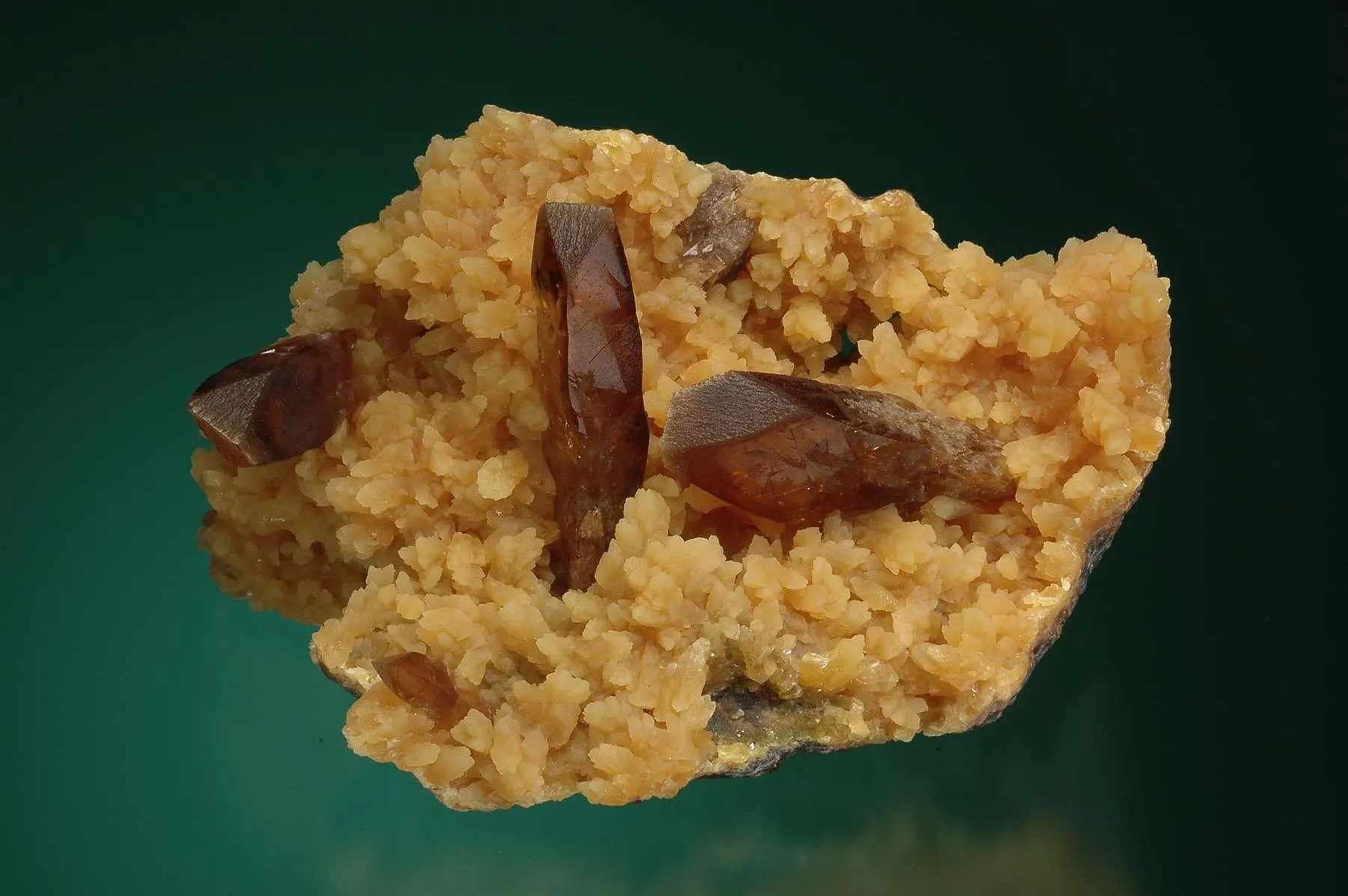 Barite on Calcite - image 1