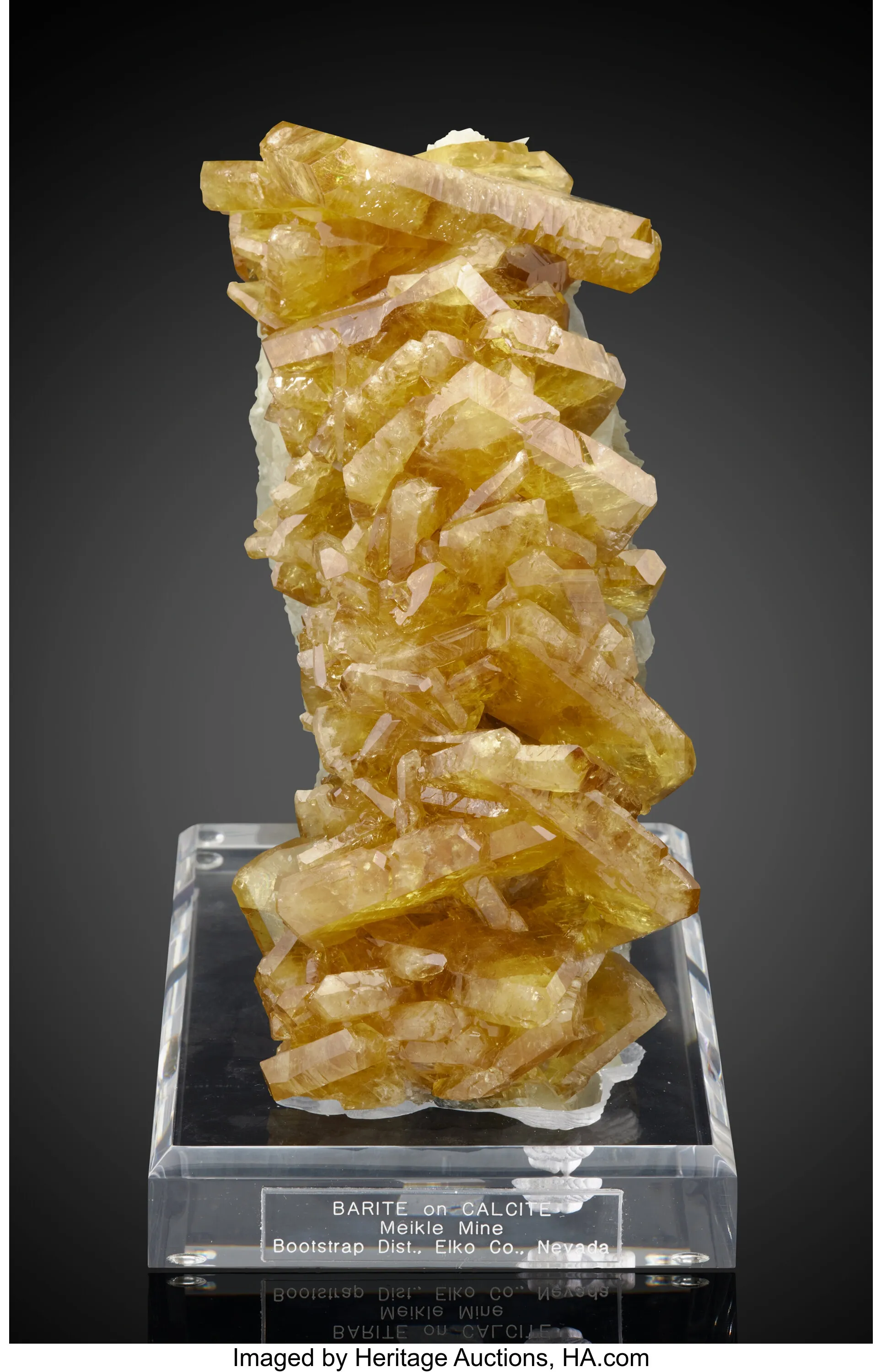Barite on Calcite - image 1