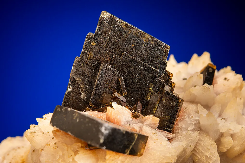 Barite on Calcite - image 2