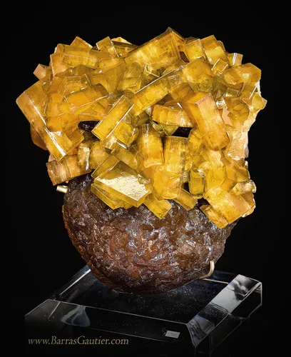 Barite on Fluorite - image 2