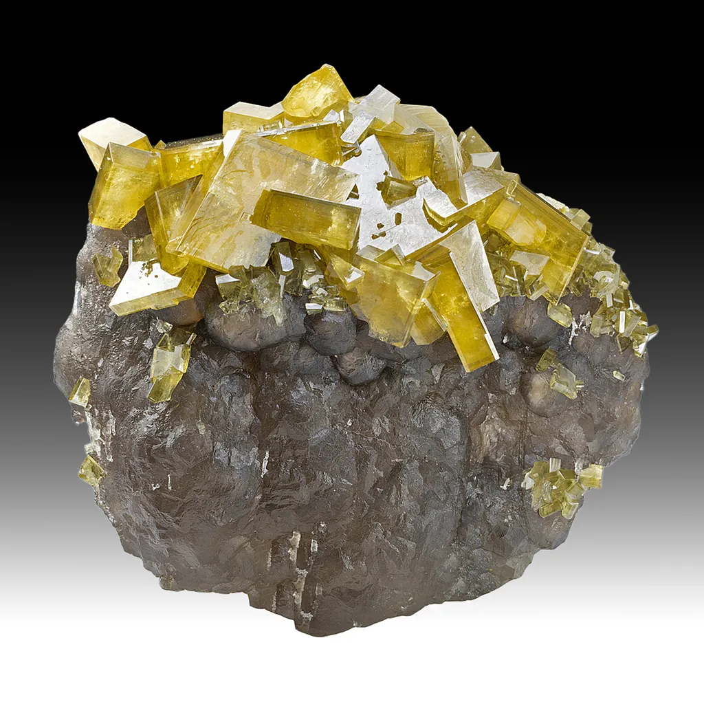 Barite on Fluorite image