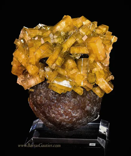 Barite on Fluorite image