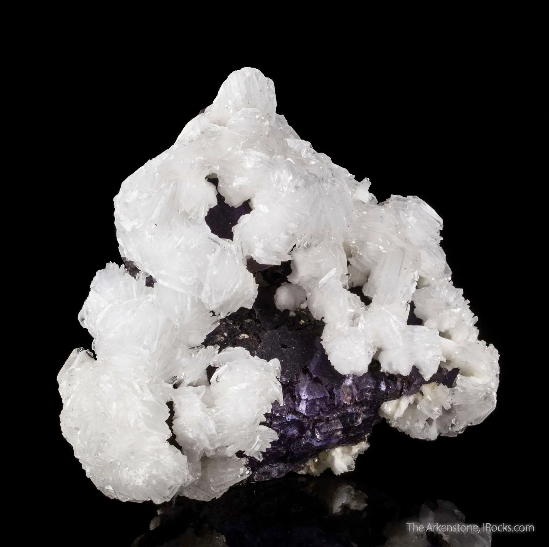 Barite on Fluorite - image 4