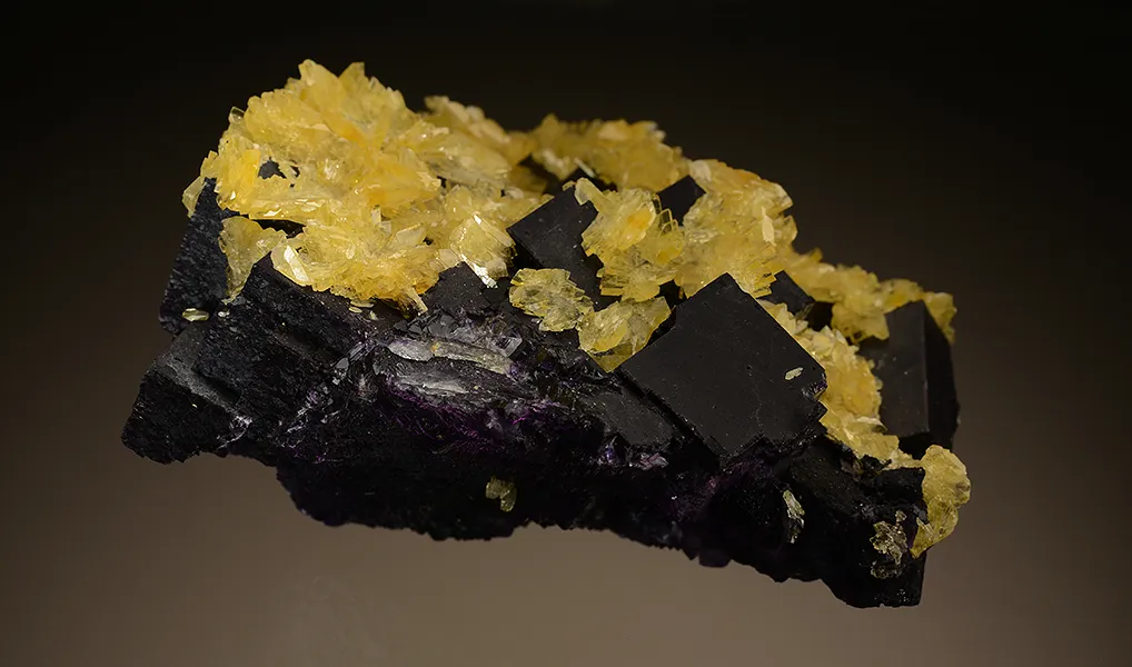 Barite on Fluorite - image 6