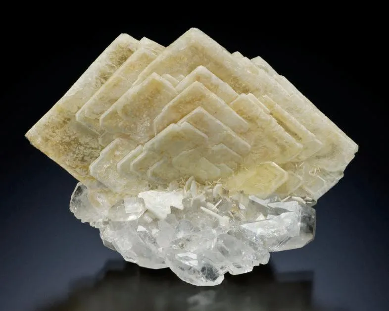 Barite on Quartz image