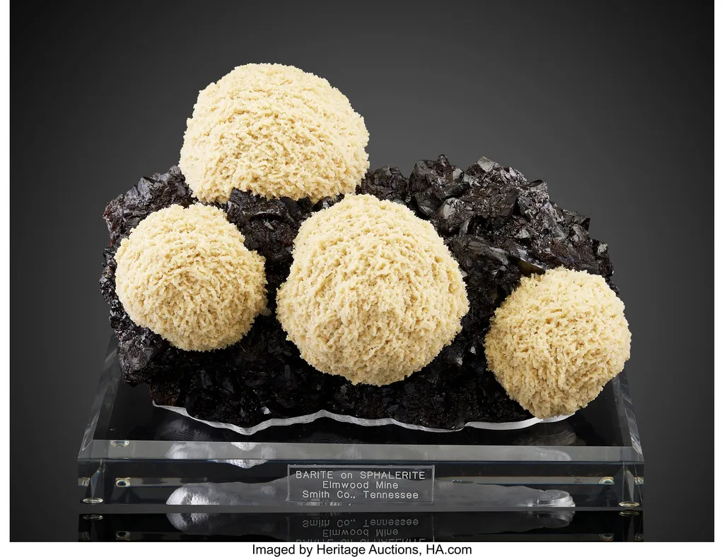 Barite on Sphalerite image