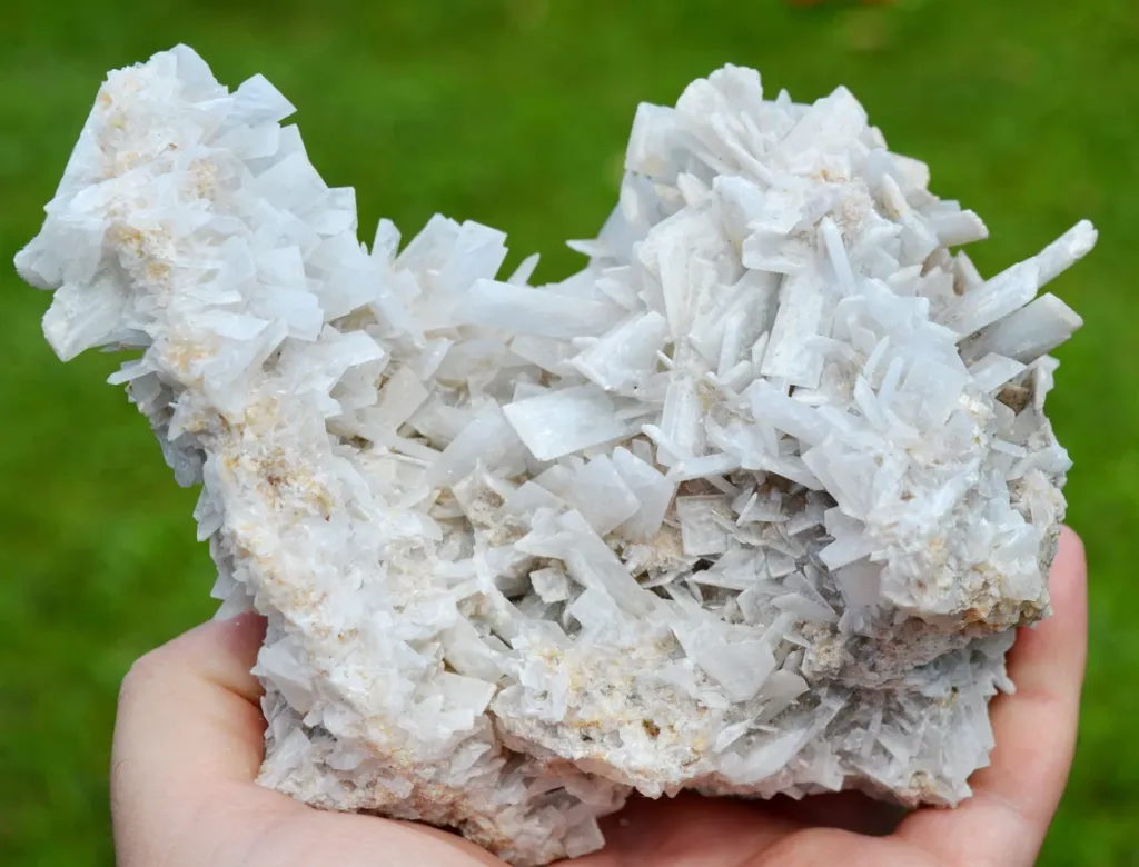 Barite "whistle" 1527 grams - Cavnic, Maramureș County, Romania image