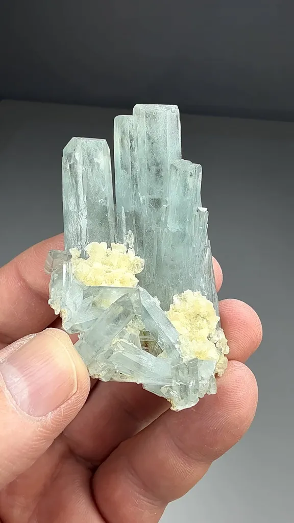 Barite with Calcite (1068) - image 2