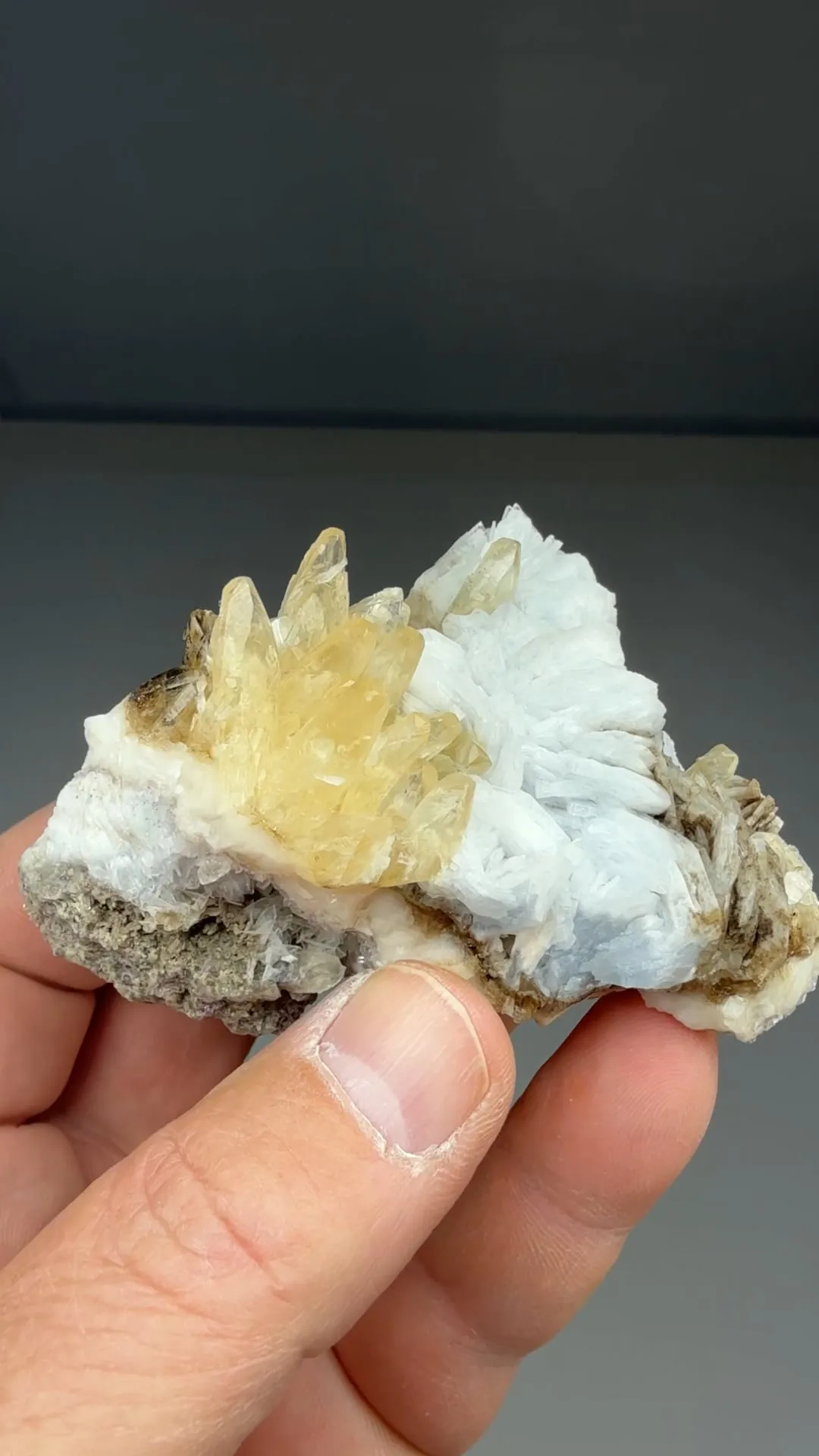 Barite with Calcite - image 2
