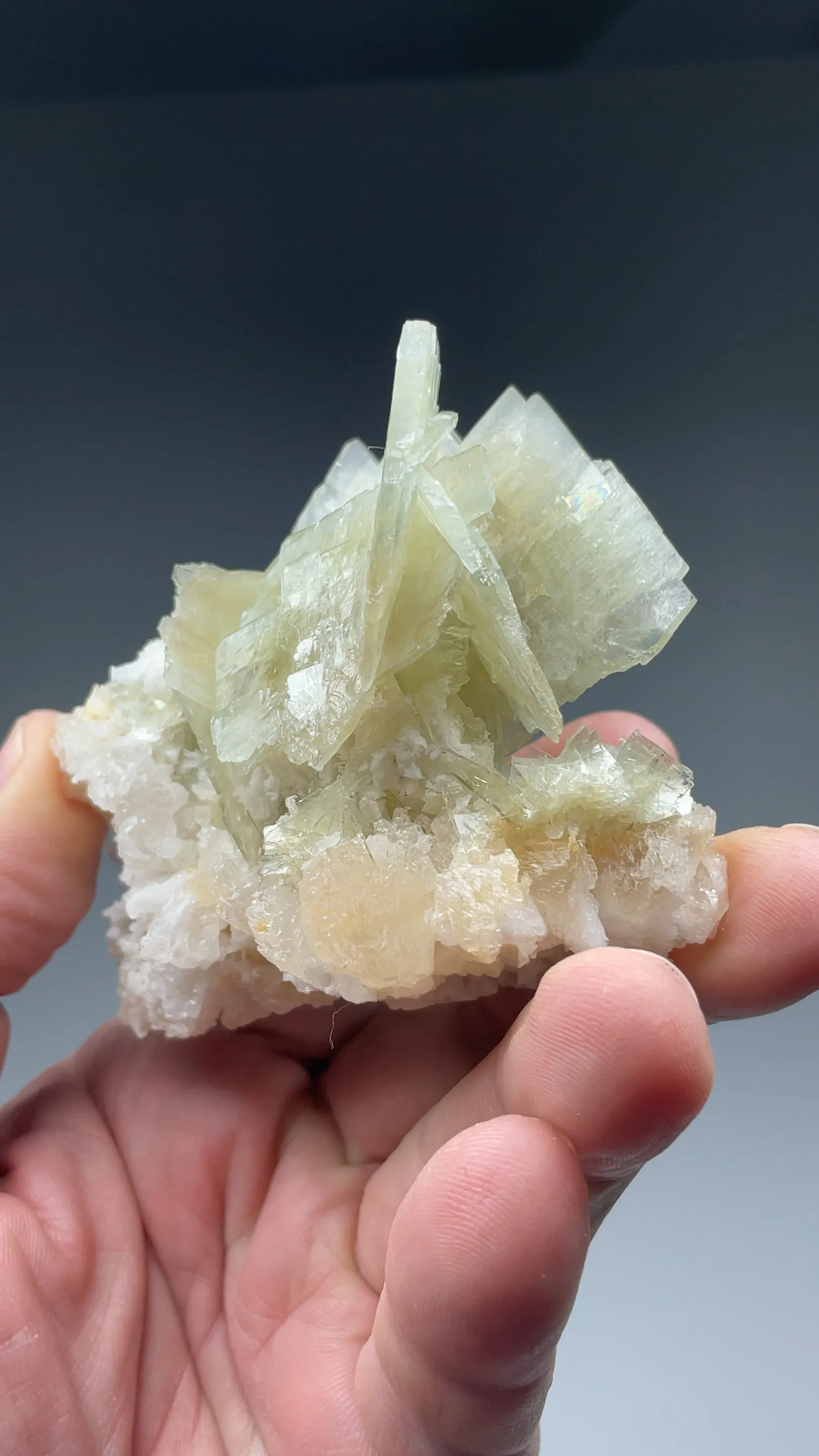 Barite with Calcite - image 2