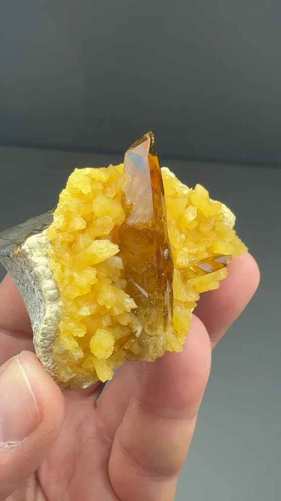 Barite with Calcite - image 2