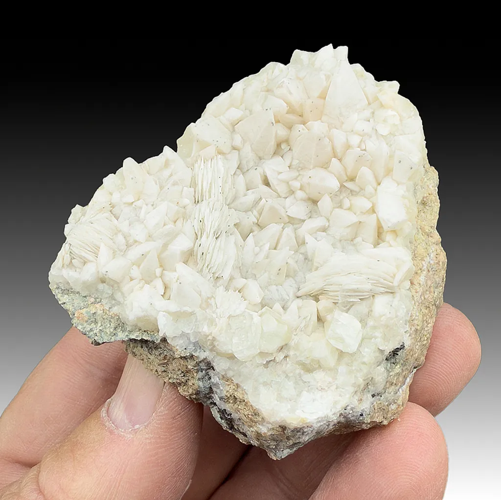 Barite with Calcite image