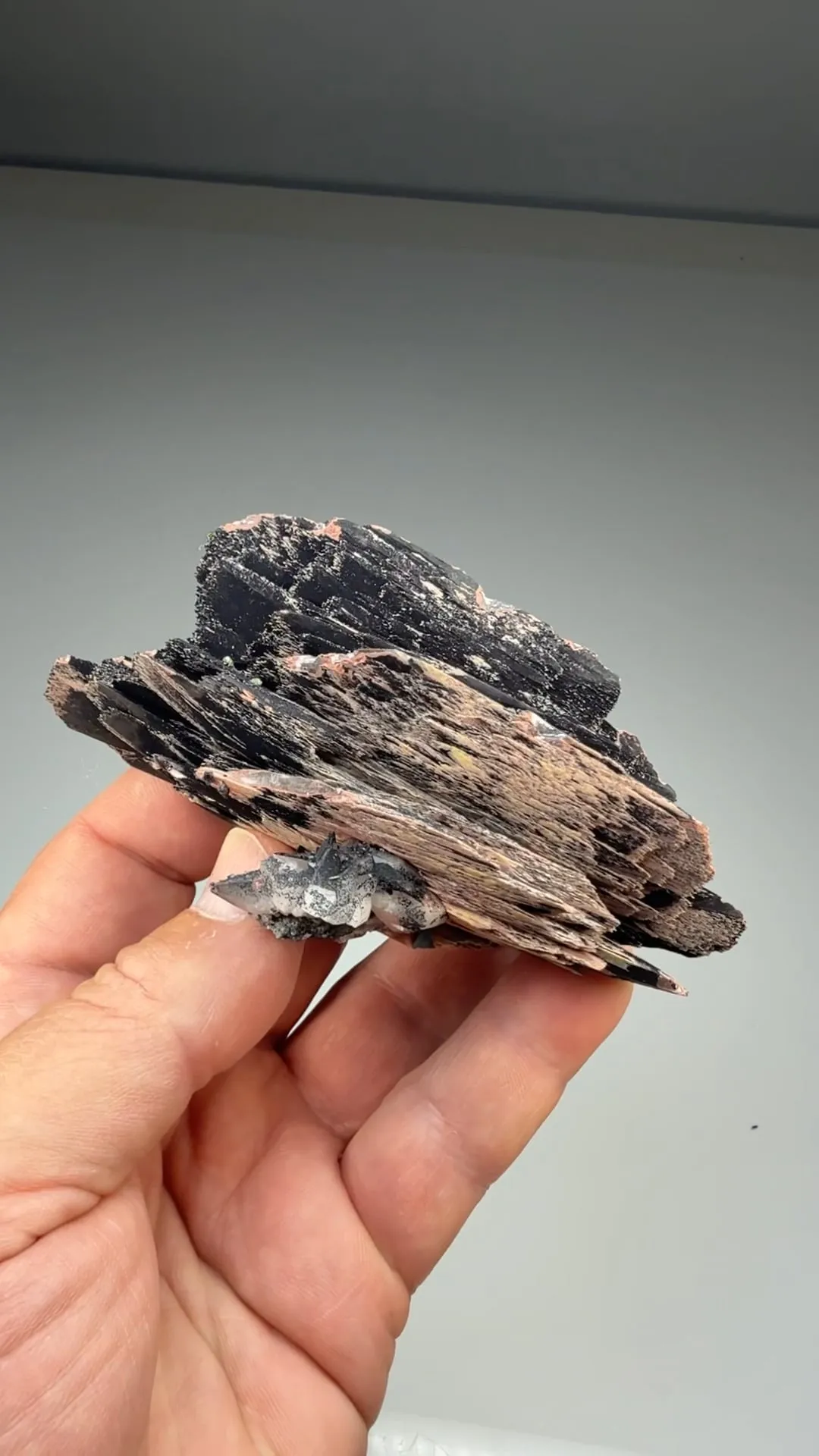 Barite with Calcite, Chalcopyrite (2061) - image 2