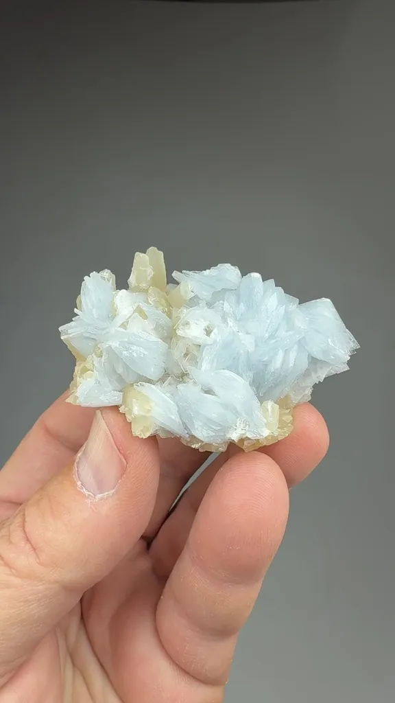 Barite with Calcite - image 2