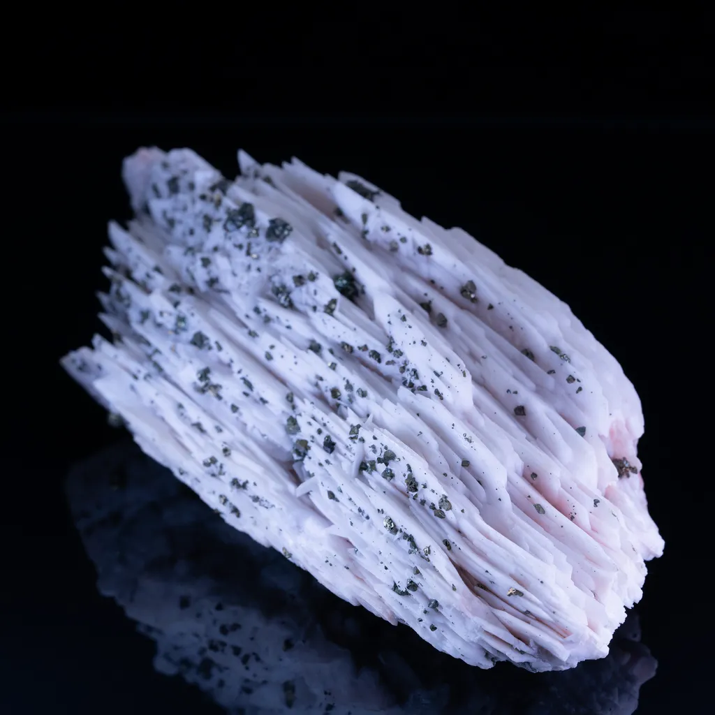 Barite with Chalcopyrite - image 4
