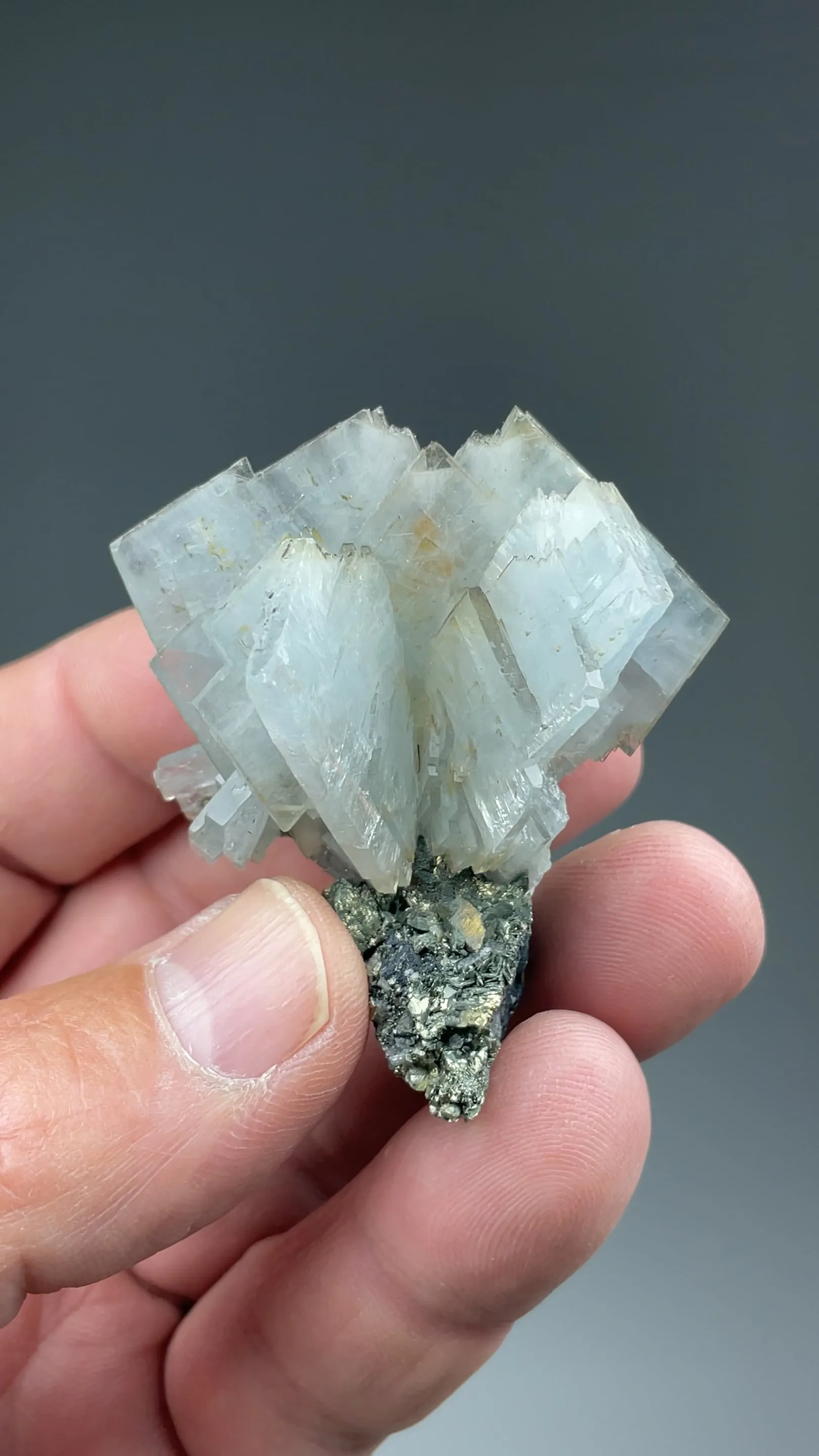 Barite with Chalcopyrite - image 2