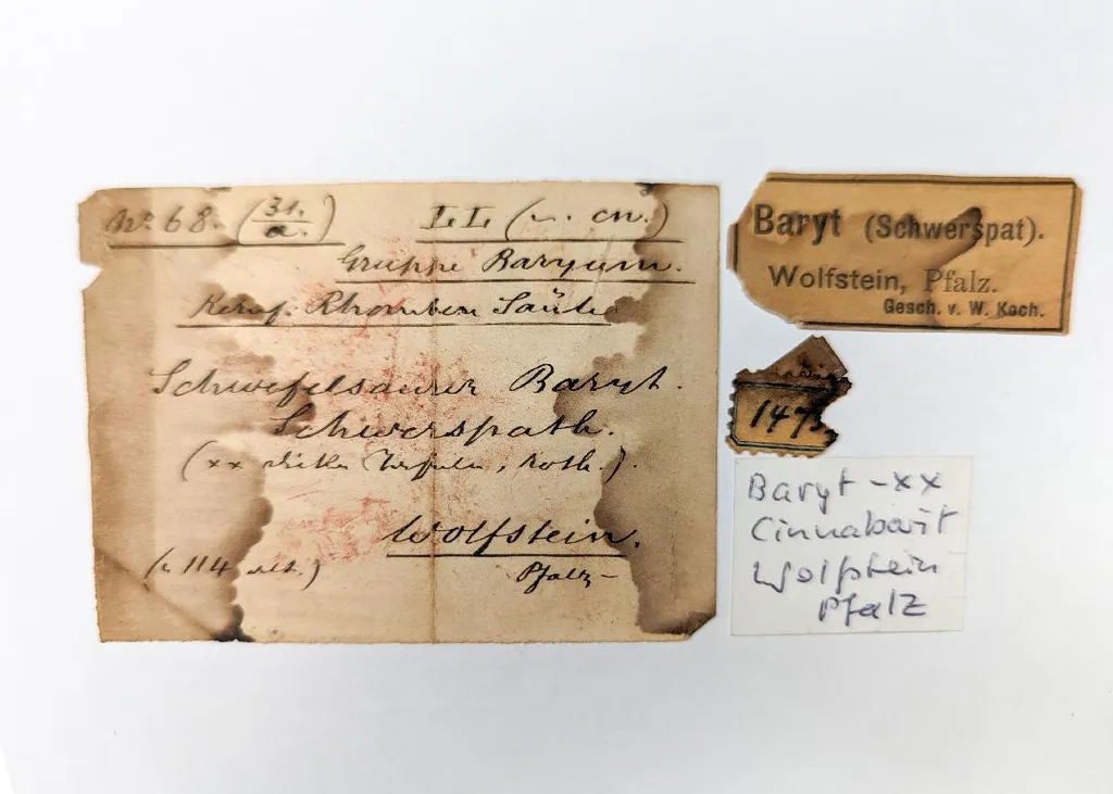 Barite with Cinnabar image