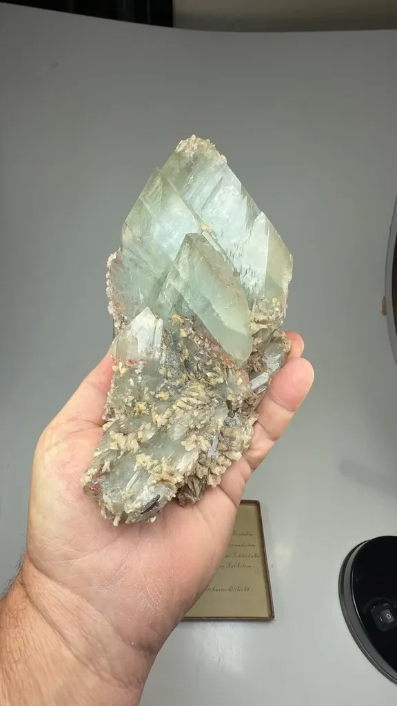 Barite with Dolomite - image 4