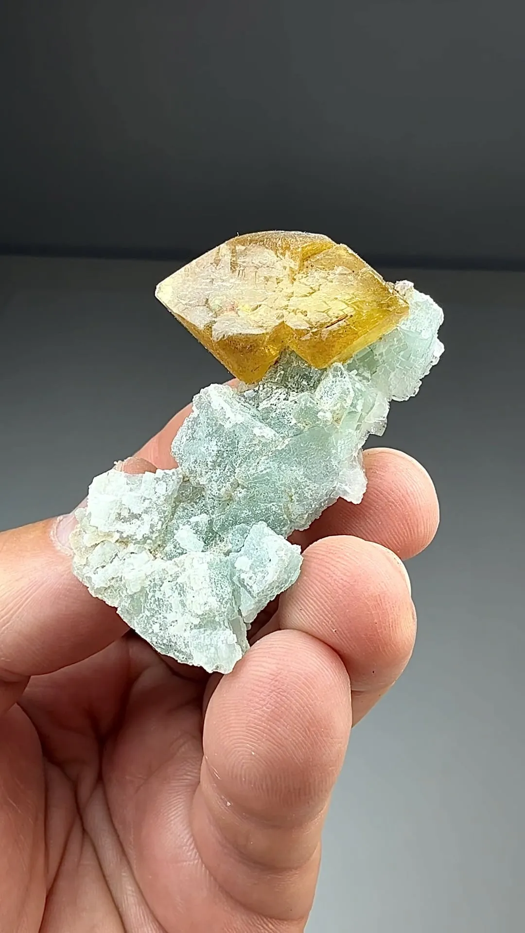 Barite with Fluorite (2155) - image 2