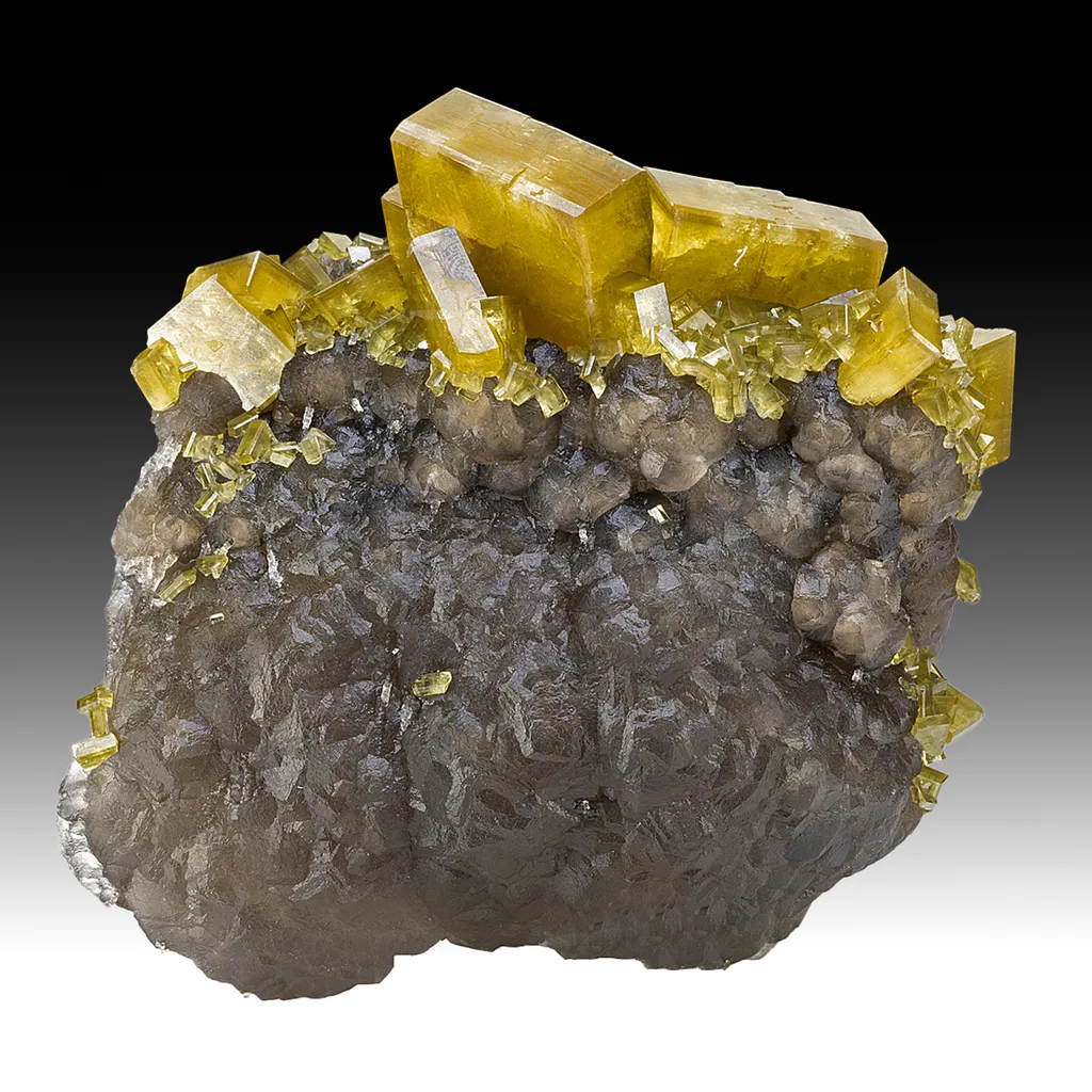 Barite with Fluorite image