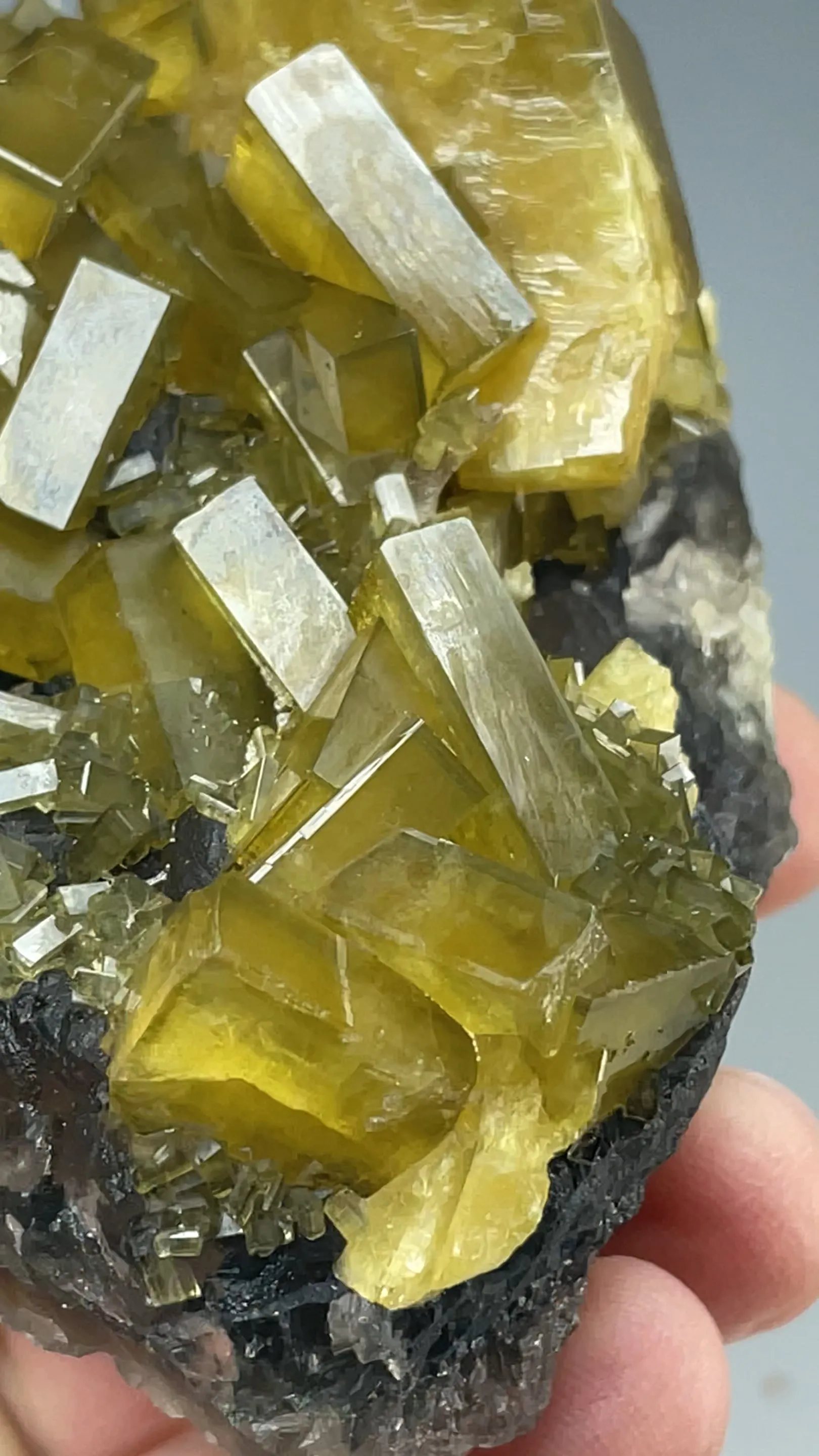 Barite with Fluorite - image 2
