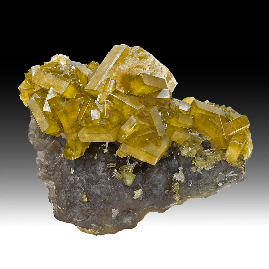 Barite with Fluorite image