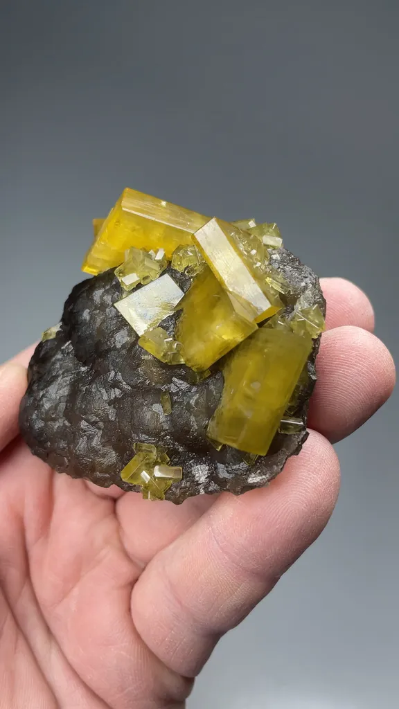 Barite with Fluorite - image 2