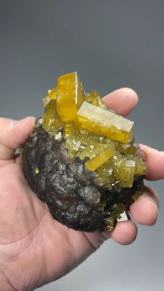 Barite with Fluorite - image 2