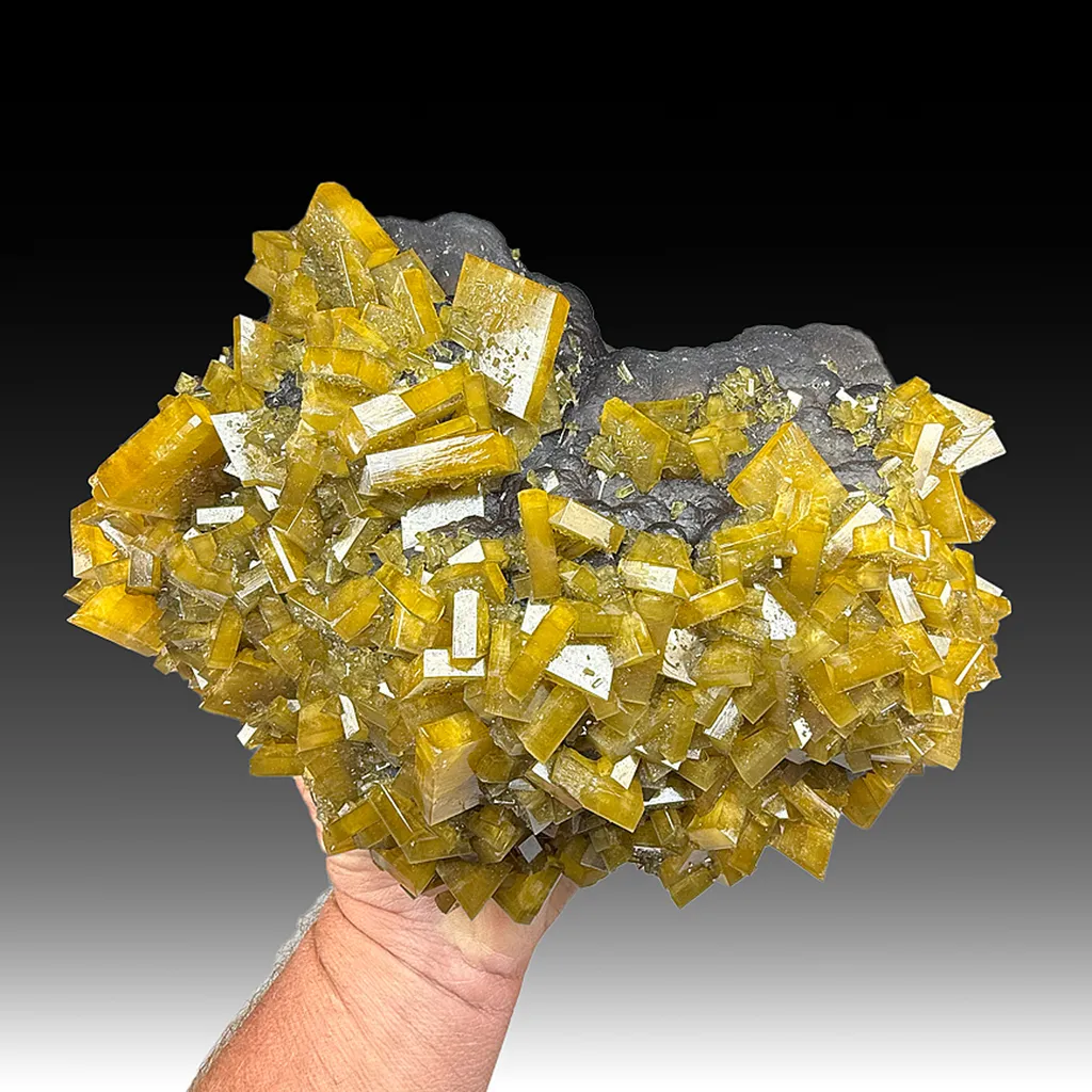 Barite with Fluorite image